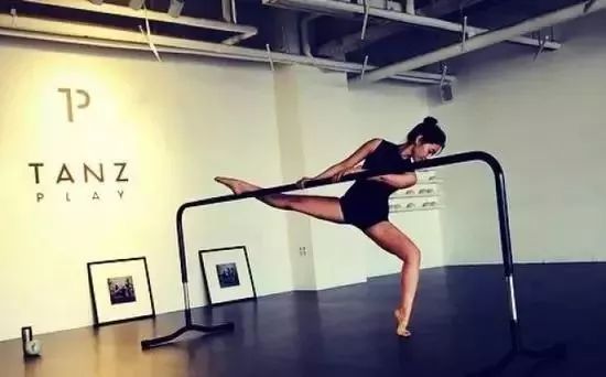 Yoga barre塑形芭蕾：轻盈瘦美，4步打造芭蕾气质！-第10张图片-爱课啦